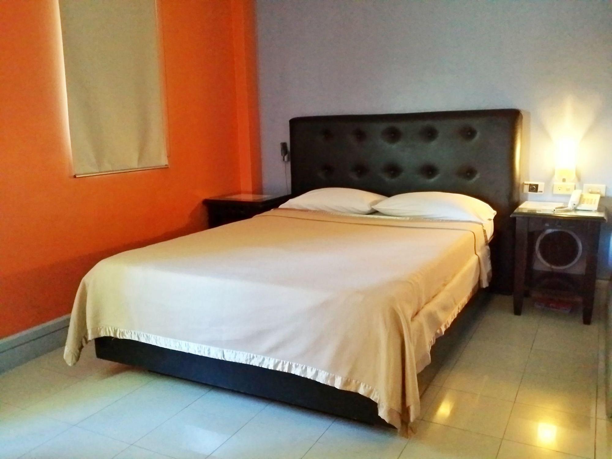 Jardin De Rosal Hotel Pasig City Zewnętrze zdjęcie