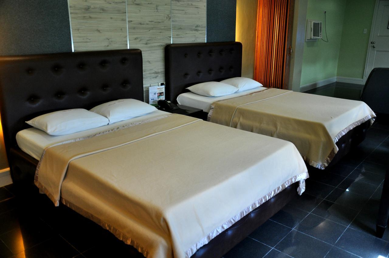 Jardin De Rosal Hotel Pasig City Zewnętrze zdjęcie