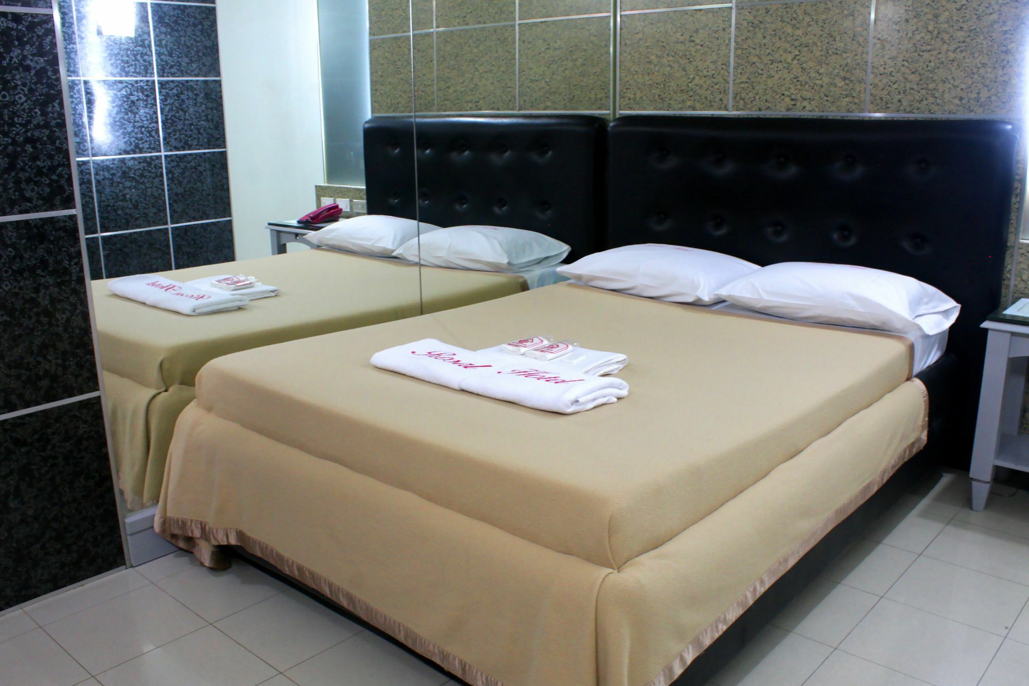 Jardin De Rosal Hotel Pasig City Zewnętrze zdjęcie